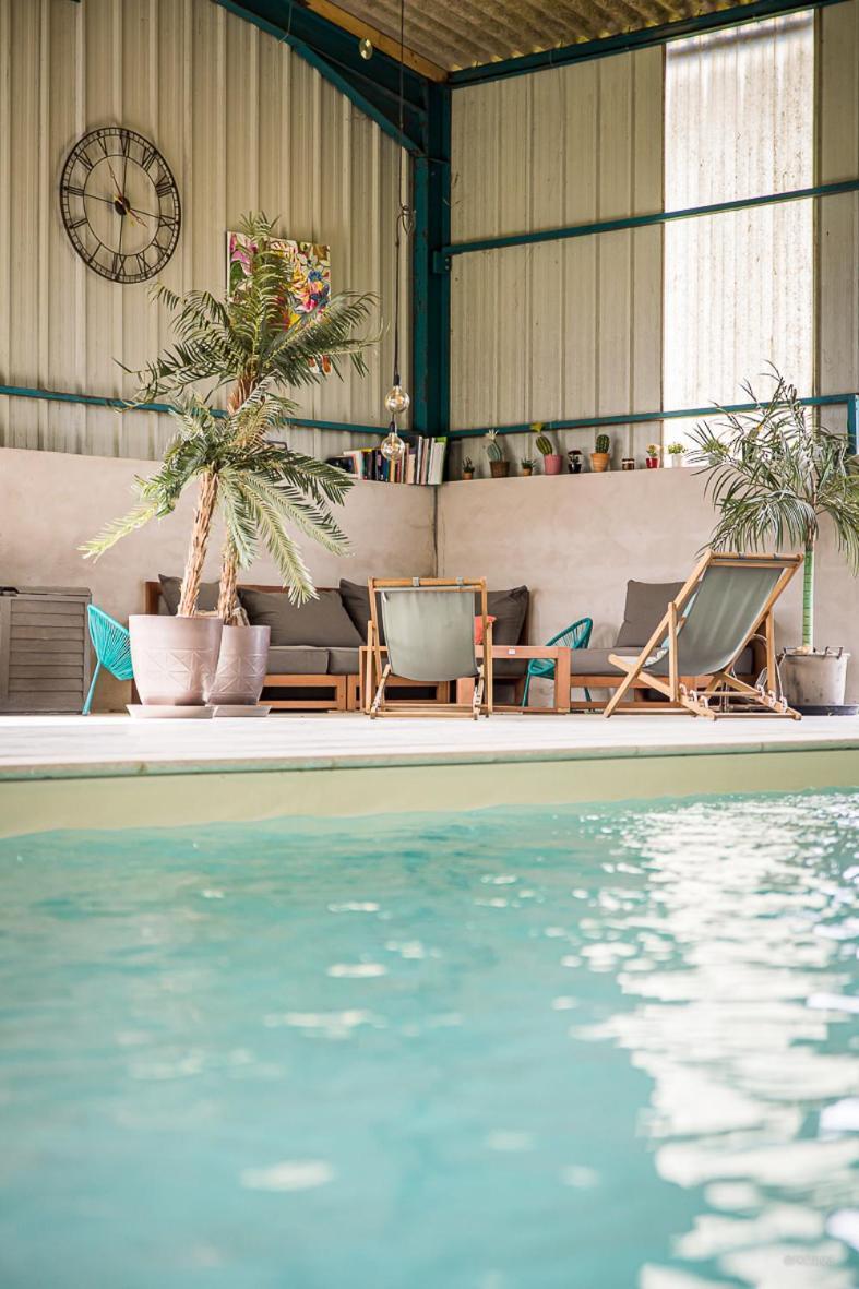 La Roulotte Circus Des Grillots Hotel Beaulon Ngoại thất bức ảnh